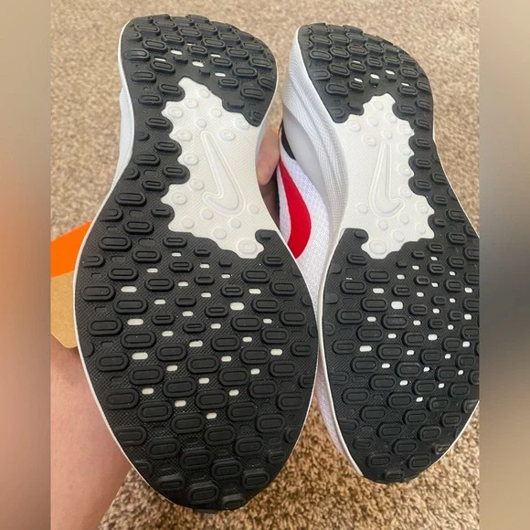 Nike Men's Revolution 7 Road Running Shoes. - Picture 5 of 5